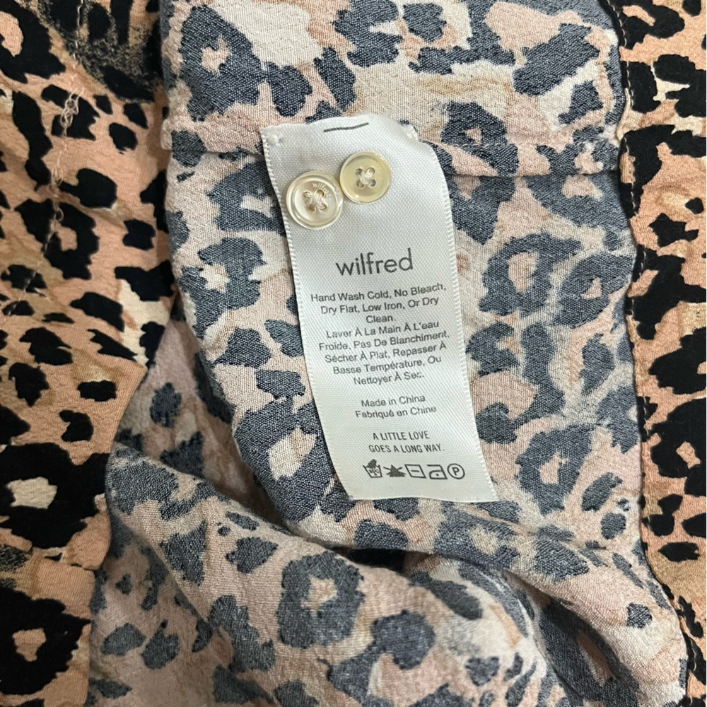 Aritzia Wilfred Emmeline Leopard Print Blouse - Picture 9 of 12
